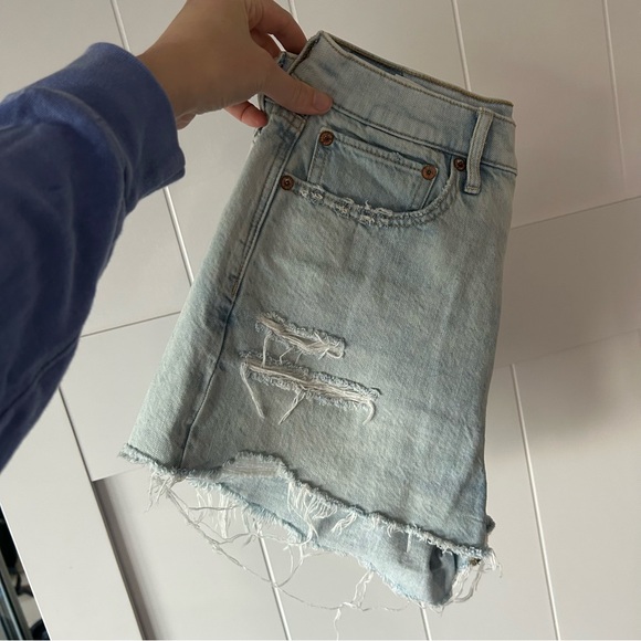 American Eagle 90s Boyfriend High Waist Denim Shorts - Picture 5 of 5